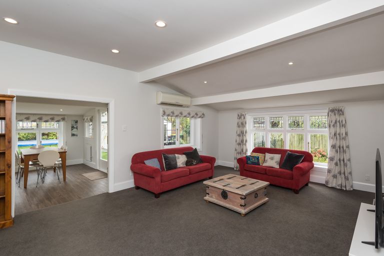 Photo of property in 79 Petrie Street, Richmond, Christchurch, 8013