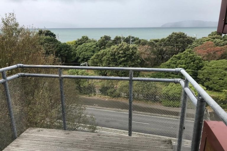 Photo of property in 17/2 Onslow Road, Khandallah, Wellington, 6035