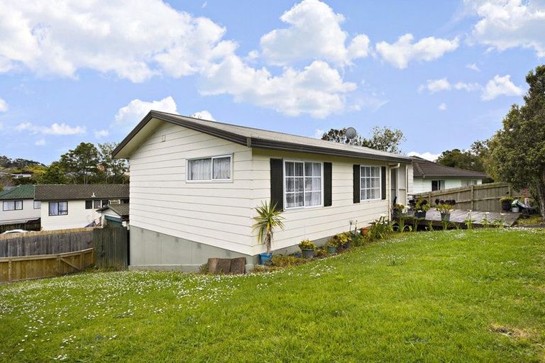 Photo of property in 44 Borich Road, Sunnyvale, Auckland, 0612