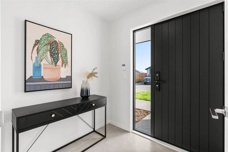 Photo of property in 5 Ayrshire Lane, Halswell, Christchurch, 8025