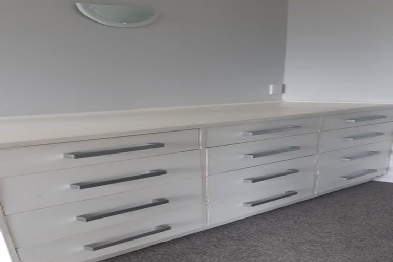 Photo of property in 11 Evan Street, Belmont, Auckland, 0622