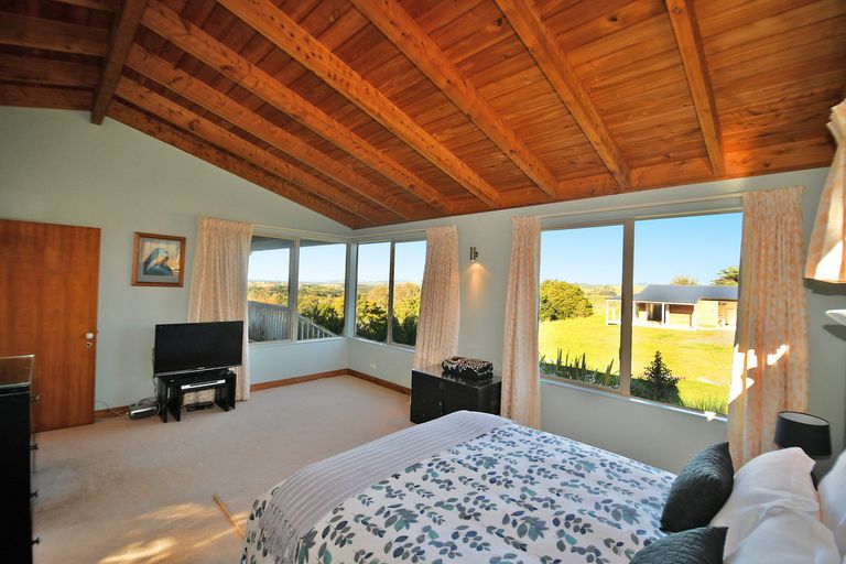 Photo of property in 1066 Leigh Road, Matakana, Warkworth, 0985