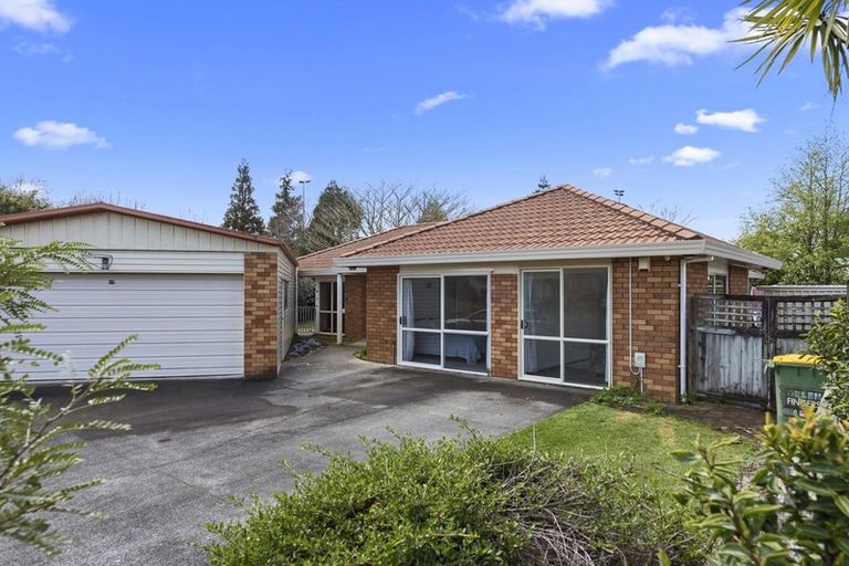 Photo of property in 17 Halcione Close, Flagstaff, Hamilton, 3210