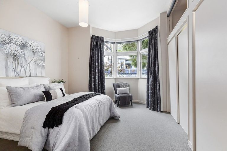 Photo of property in 121 Aro Street, Aro Valley, Wellington, 6021