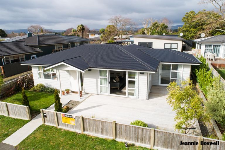 Photo of property in 79 James Line, Kelvin Grove, Palmerston North, 4414