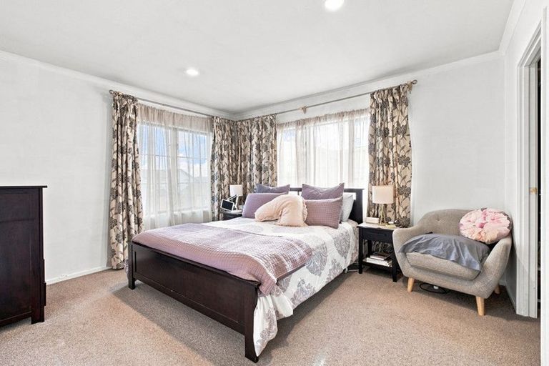 Photo of property in 11 Whitbourne Heights, Manurewa, Auckland, 2105