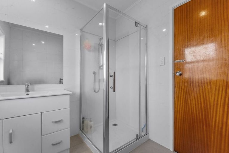 Photo of property in 1/42 Wallace Road, Papatoetoe, Auckland, 2025