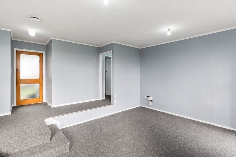 Photo of property in 14 Grenville Street, Levin, 5510