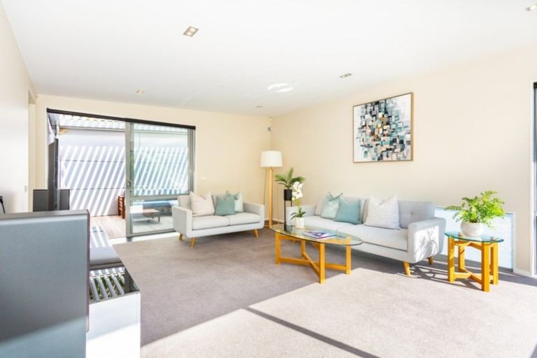 Photo of property in 72 Bowenvale Avenue, Cashmere, Christchurch, 8022