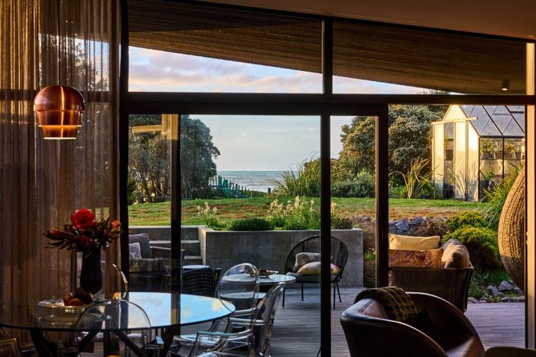 Photo of property in 94 Paetawa Road, Peka Peka, Waikanae, 5391