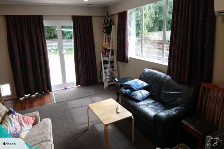 Photo of property in 6b Tulsa Grove, Totara Park, Upper Hutt, 5018