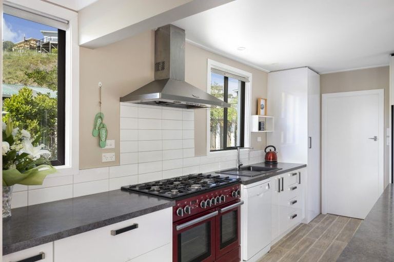 Photo of property in 11 Guthrie Crescent, Castlepoint, Masterton, 5889