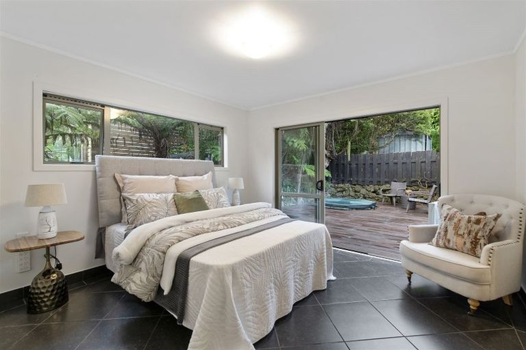 Photo of property in 13 Sandford Street, Campbells Bay, Auckland, 0630
