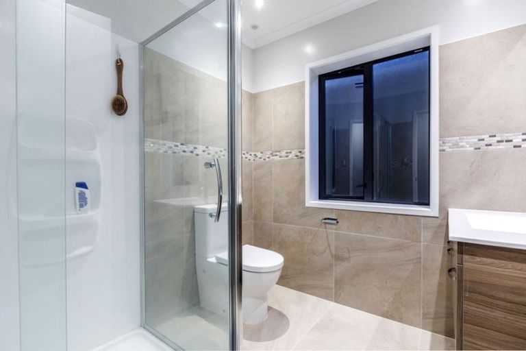 Photo of property in 28 Liquidambar Drive, Hobsonville, Auckland, 0616