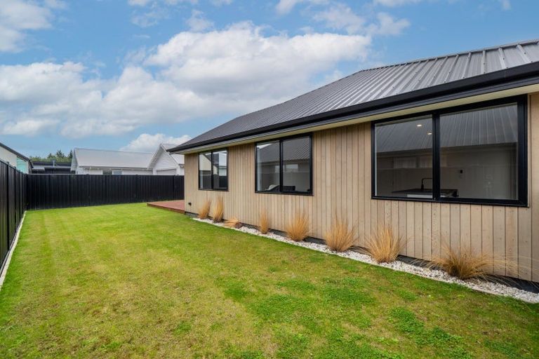 Photo of property in 99 Hoffman Court, Waikiwi, Invercargill, 9810