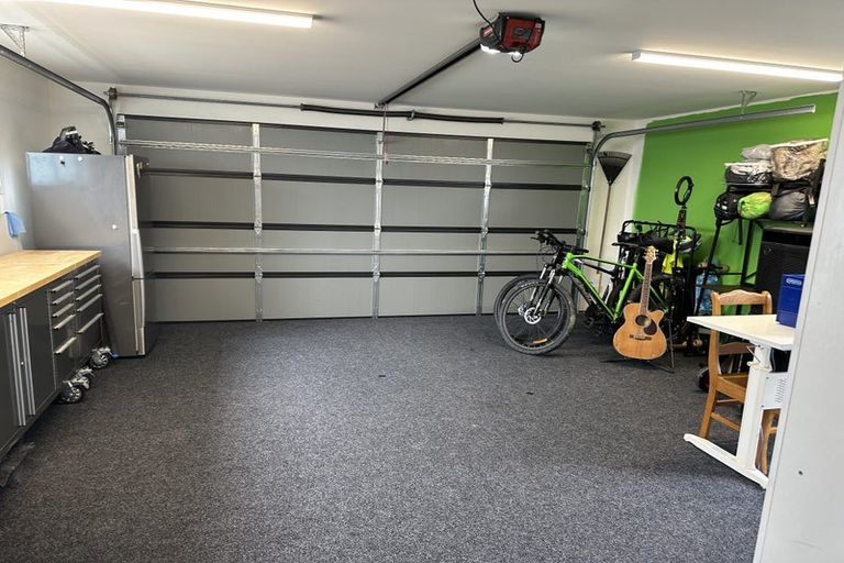 Photo of property in 14 Gallipoli Road, Trentham, Upper Hutt, 5018