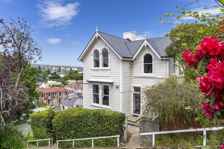 Photo of property in 9 Dundas Street, North Dunedin, Dunedin, 9016