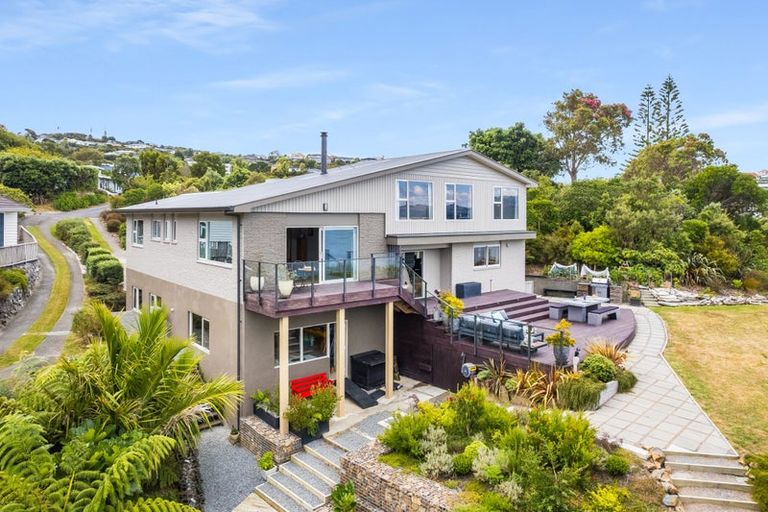 Photo of property in 64a Mana View Road, Paremata, Porirua, 5026