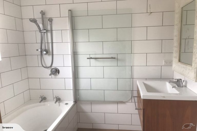 Photo of property in 2/91 Nayland Street, Sumner, Christchurch, 8081