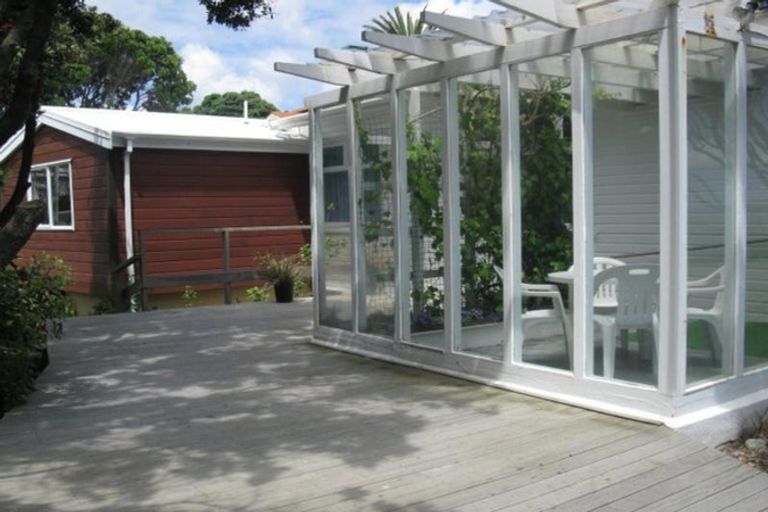 Photo of property in 67 Wharemauku Road, Raumati Beach, Paraparaumu, 5032