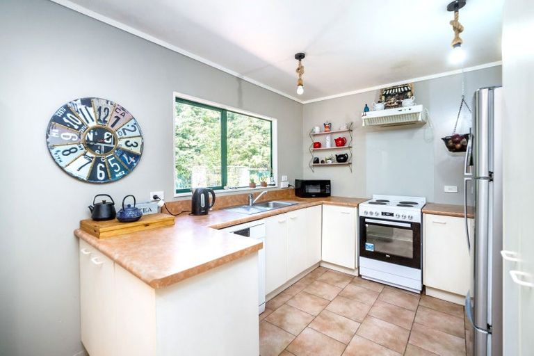 Photo of property in 4 Kereru Grove, Featherston, 5710