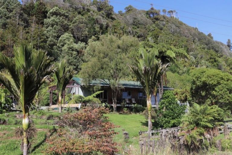 Photo of property in 4870 Karamea Highway, Karamea, 7893