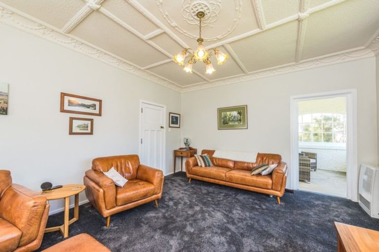 Photo of property in 3 Ngapuhi Street, Saint Johns Hill, Whanganui, 4501