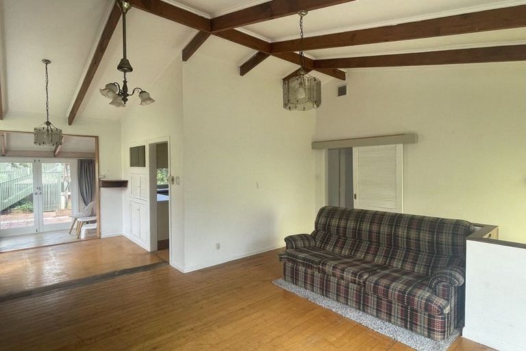 Photo of property in 30 William Souter Street, Forrest Hill, Auckland, 0620