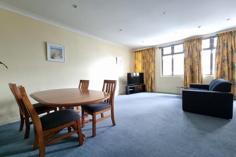 Photo of property in Kelvin House, 5h/16 The Terrace, Wellington Central, Wellington, 6011