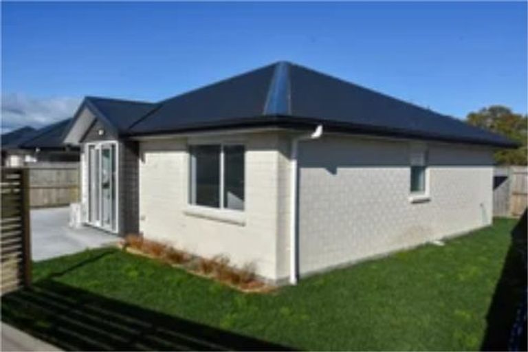 Photo of property in 5 Hof Lane, Foxton, 4814