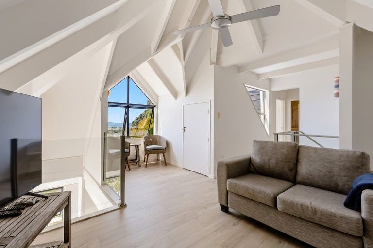Photo of property in 5 Florence Place, Hahei, Whitianga, 3591