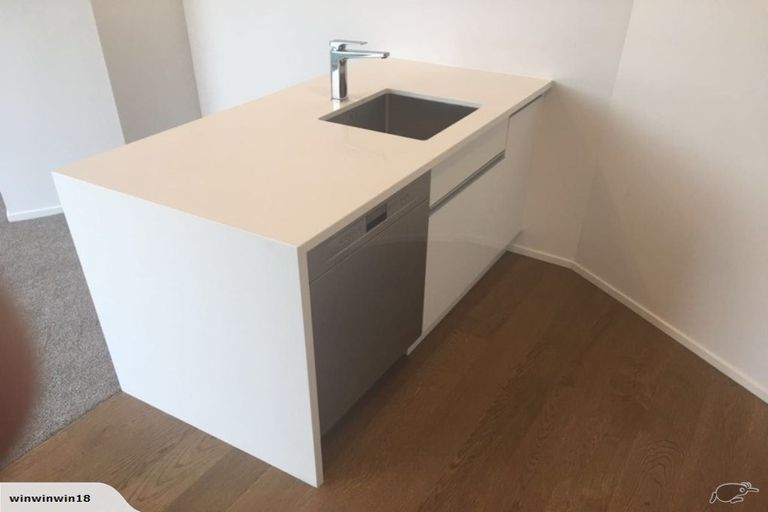 Photo of property in 1014 Great North Road, Point Chevalier, Auckland, 1022