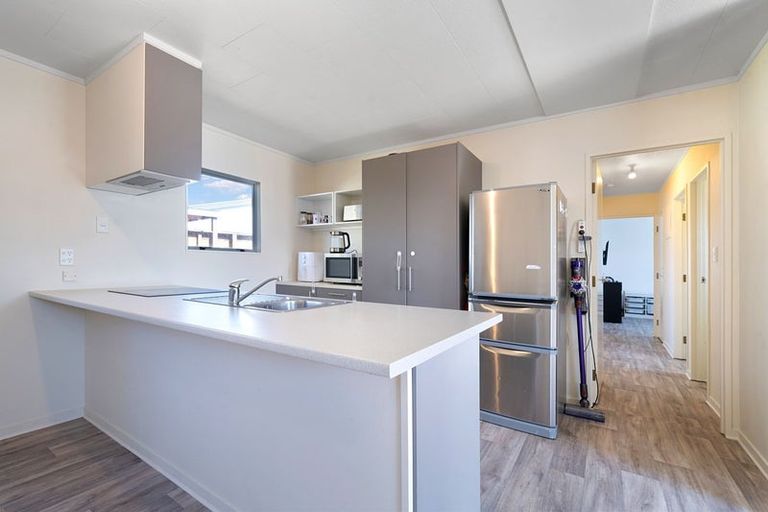 Photo of property in 12b Sturges Road, Henderson, Auckland, 0612