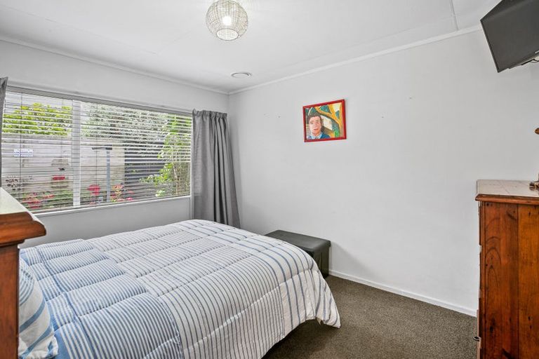 Photo of property in 28a Moulton Street, Moturoa, New Plymouth, 4310