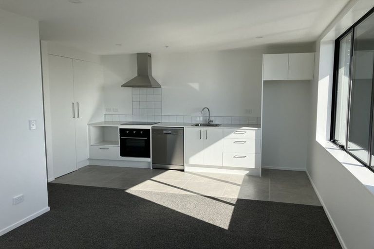 Photo of property in 406/3 Rauemi Way, Te Atatu South, Auckland, 0610