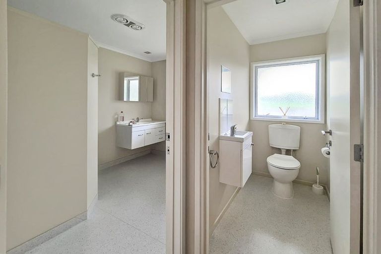 Photo of property in 1256 Frankley Road, Hurworth, New Plymouth, 4371