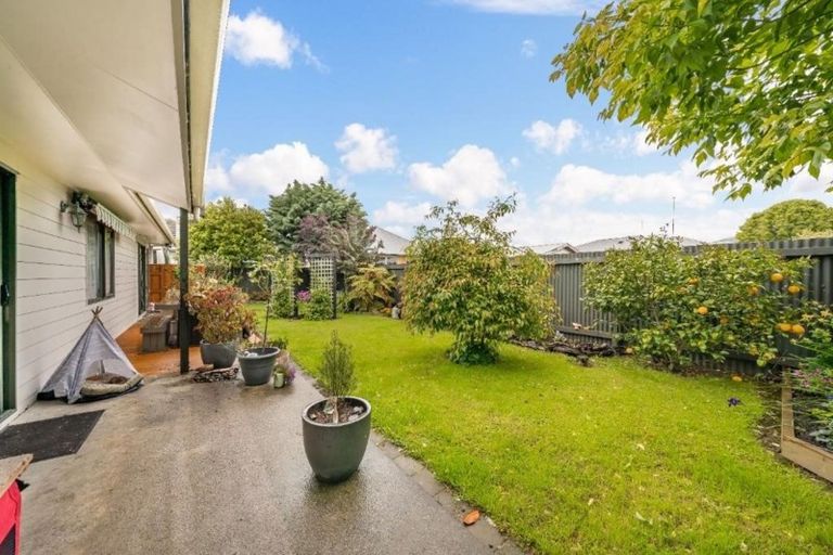 Photo of property in 52a Thackeray Street, Trentham, Upper Hutt, 5018