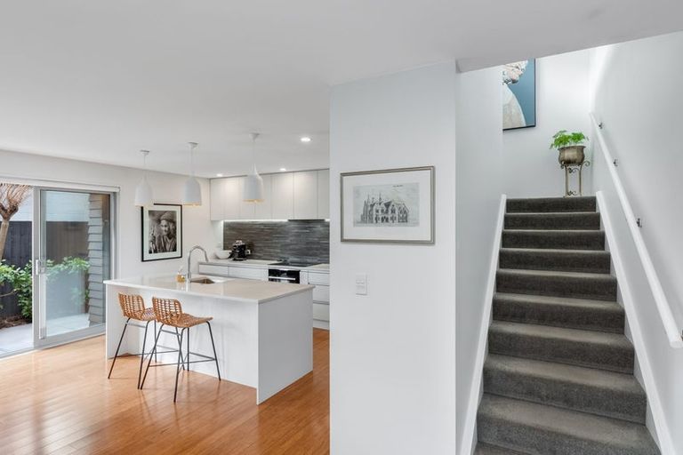 Photo of property in 95a Edgeware Road, St Albans, Christchurch, 8014