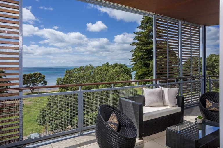 Photo of property in Ocean Breeze Apts, 23107/87 Clyde Road, Browns Bay, Auckland, 0630