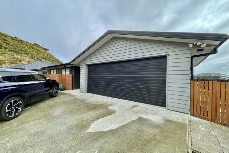 Photo of property in 12 Schooner Drive, Whitby, Porirua, 5024