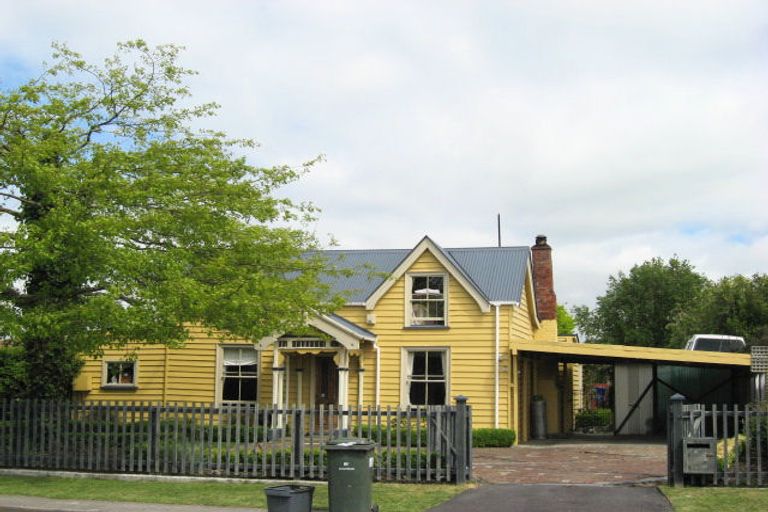 Photo of property in 51 Akaroa Street, Kaiapoi, 7630