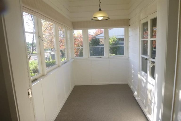 Photo of property in 6 Mchardy Street, Havelock North, 4130