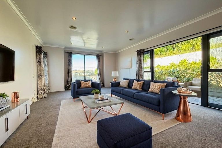 Photo of property in 27 Sandybrow, Churton Park, Wellington, 6037