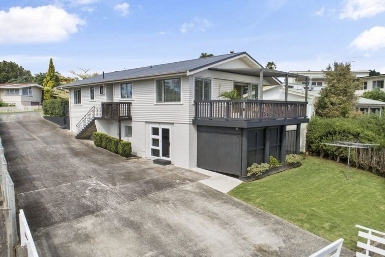 Photo of property in 21 Landview Road, Parkvale, Tauranga, 3112