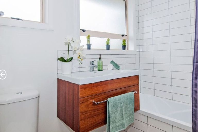 Photo of property in 5 Bermuda Drive, Hornby, Christchurch, 8042