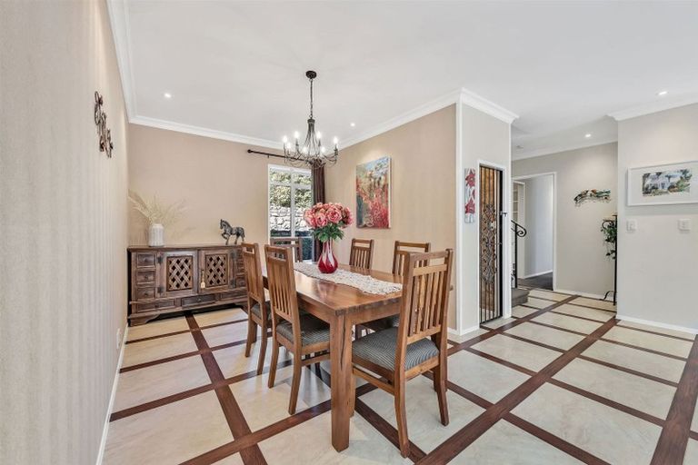 Photo of property in 24 The Mews, Shamrock Park, Auckland, 2016