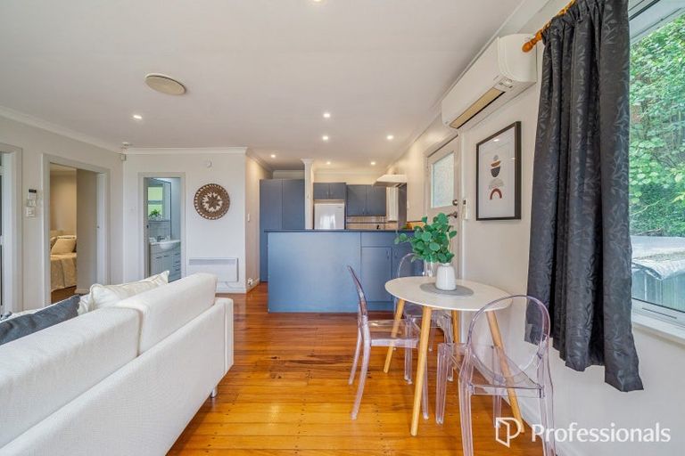 Photo of property in 77 Maungaraki Road, Korokoro, Lower Hutt, 5012