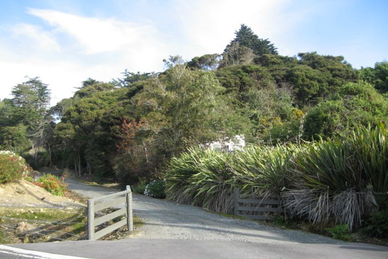 Photo of property in 32 Allans Beach Road, Portobello, Dunedin, 9014