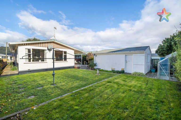 Photo of property in 221 Taita Drive, Avalon, Lower Hutt, 5011