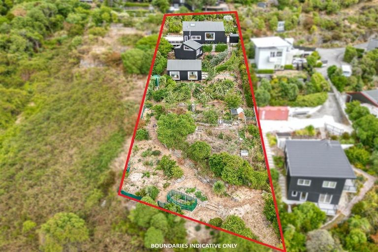 Photo of property in 8 La Costa Lane, Mount Pleasant, Christchurch, 8081